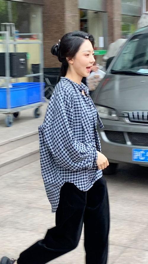 女明星不摆架子,不摆架子，温暖人心